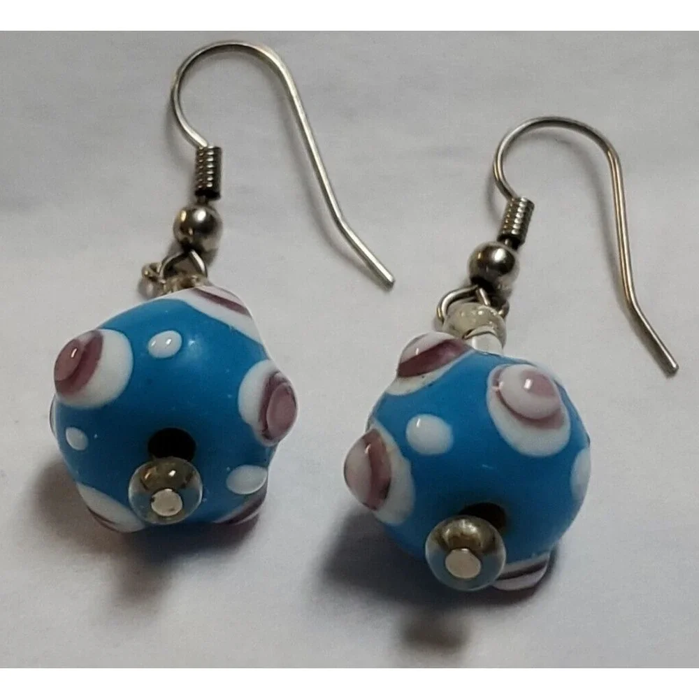 Artisan earring silvertone
